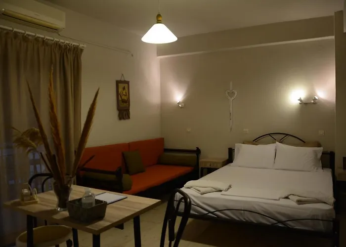 Thalis Rooms